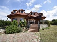 Eladó családi ház, Érden 215 M Ft, 6 szobás