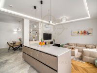 Eladó téglalakás, V. kerületben 299 M Ft, 2 szobás