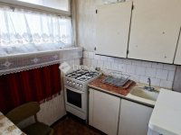 Eladó panellakás, Kecskeméten 39.5 M Ft, 2 szobás