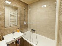 Eladó panellakás, Kecskeméten 55 M Ft, 3 szobás