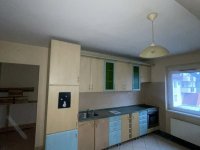 Eladó téglalakás, Komlón, Berek utcában 33 M Ft, 2 szobás