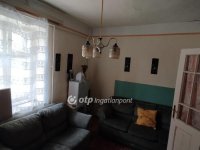 Eladó családi ház, Farmoson 19.4 M Ft, 2 szobás