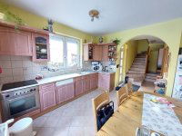 Eladó családi ház, III. kerületben 230 M Ft, 5 szobás