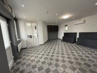 Eladó üzlethelyiség