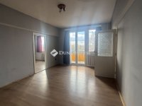 Eladó téglalakás, Szombathelyen 38 M Ft, 3 szobás