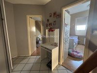 Eladó téglalakás, XVII. kerületben 72 M Ft, 4 szobás