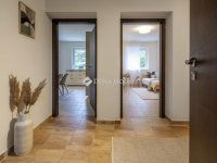 Eladó családi ház, XVI. kerületben 247.7 M Ft, 5 szobás