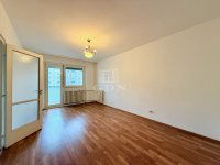 Eladó panellakás, III. kerületben 63.9 M Ft, 2 szobás