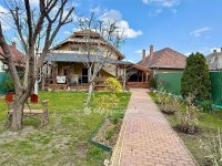 Eladó családi ház, Szigetszentmiklóson 124.9 M Ft, 4+3 szobás