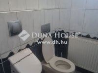 Eladó családi ház, Vecsésen 110 M Ft, 5 szobás