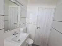 Eladó panellakás, Pécsett 55.9 M Ft, 2 szobás