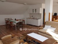 Eladó hotel, Gyöngyösön 396 M Ft, 23 szobás