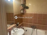 Eladó panellakás, Debrecenben 57.5 M Ft, 3 szobás