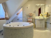 Eladó családi ház, Budakeszin 169.9 M Ft, 5 szobás