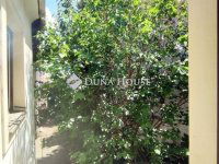 Eladó téglalakás, Pécsett 97.2 M Ft, 3 szobás