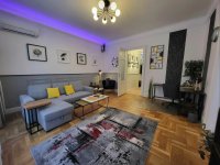 Kiadó téglalakás, albérlet, V. kerületben, Honvéd utcában