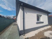 Eladó családi ház, Szolnokon 19.8 M Ft, 2 szobás