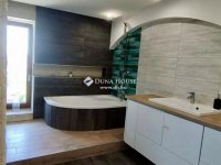 Eladó családi ház, Szentendrén 149 M Ft, 4 szobás