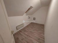 Eladó családi ház, Áporkán 58.5 M Ft, 8 szobás