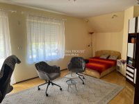 Eladó családi ház, Dabason 299 M Ft, 8 szobás