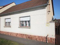 Eladó családi ház, Szombathelyen 48.9 M Ft, 2 szobás