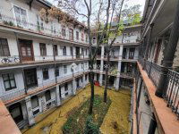 Eladó téglalakás, VI. kerületben 160 M Ft, 3 szobás