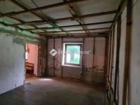 Eladó családi ház, Orosházán 6.3 M Ft, 2 szobás
