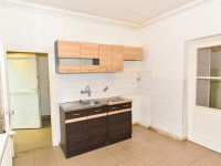 Eladó családi ház, Veszprémben 92.89 M Ft, 3 szobás