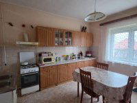 Eladó családi ház, Oroszlányban 45.5 M Ft, 3 szobás