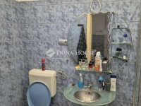 Eladó családi ház, Szegeden 36 M Ft, 1 szobás