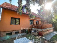 Eladó családi ház, Budaörsön 219.8 M Ft, 4+1 szobás