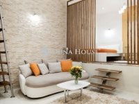 Eladó téglalakás, V. kerületben 117.36 M Ft, 1 szobás