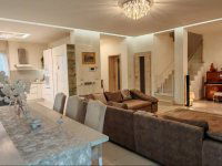 Eladó ikerház, Nyíregyházán 159.9 M Ft, 4+2 szobás