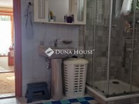 Eladó családi ház, Gárdonyban 149.9 M Ft, 5 szobás