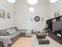 Eladó téglalakás, VIII. kerületben, Teleki László téren