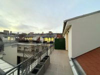 Eladó téglalakás, VI. kerületben 149.9 M Ft, 4 szobás