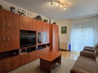 Eladó panellakás, Dunaújvárosban, Dózsa György úton 32.5 M Ft