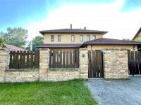 Eladó családi ház