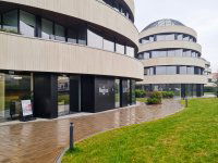 Kiadó iroda, Szegeden, Bakay Nándor utcában 97 E Ft / hó