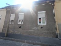 Eladó családi ház, Pécsett, Hargita utcában 19.9 M Ft, 2 szobás