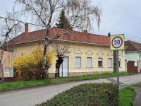 Eladó családi ház, Békésen 59.6 M Ft, 3 szobás