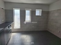 Eladó családi ház, Gödöllőn 150 M Ft, 8 szobás