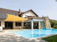 Eladó nyaraló, Délegyházán 750 M Ft, 13 szobás