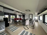 Eladó ipari ingatlan, Szentlőrinckátán 89.54 M Ft