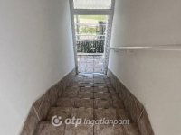 Eladó téglalakás, Pápán 42.9 M Ft, 2 szobás