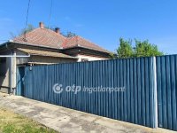 Eladó családi ház, Szarvason 60 M Ft, 3 szobás