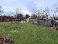 Eladó családi ház, Szigetszentmiklóson 66 M Ft, 2 szobás