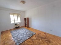 Eladó téglalakás, Debrecenben 37.5 M Ft, 1+1 szobás
