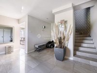 Eladó ikerház, Pécelen 369 M Ft, 11 szobás