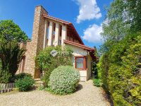 Eladó családi ház, Budajenőn 198 M Ft, 5 szobás